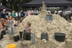 Zandsculpturen maken bij Zandvorm   (klik voor vergroting)